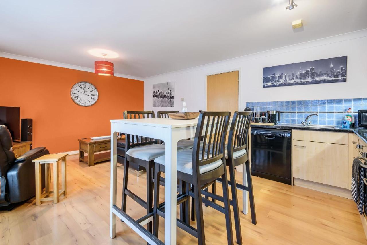 Stylish 2 Bedroom Apartment, Central Exeter, Parking On Site Exterior photo